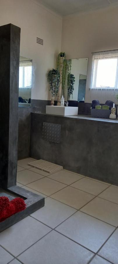 Mitat Guesthouse Beaufort West Exterior photo